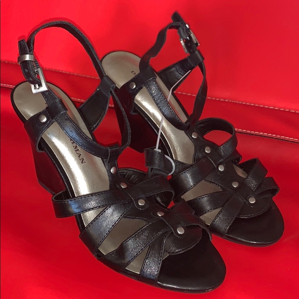 Dana Buchanan wedge sz7